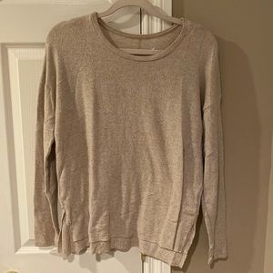 soft and sexy American eagle long sleeve shirt